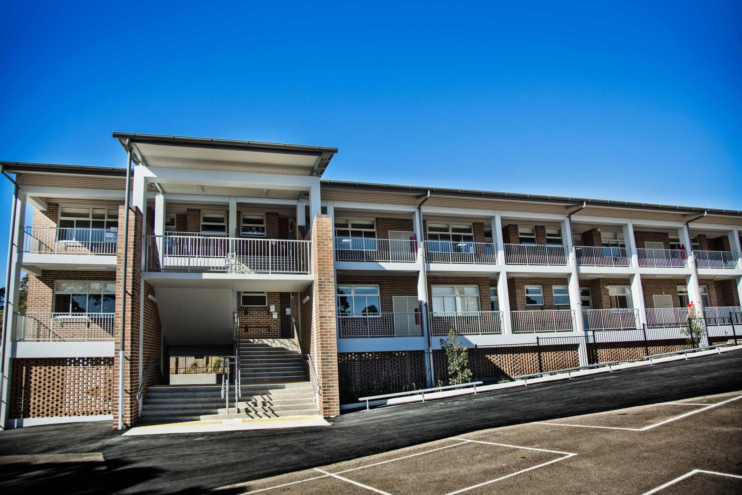 Hurstville Public School, exterior