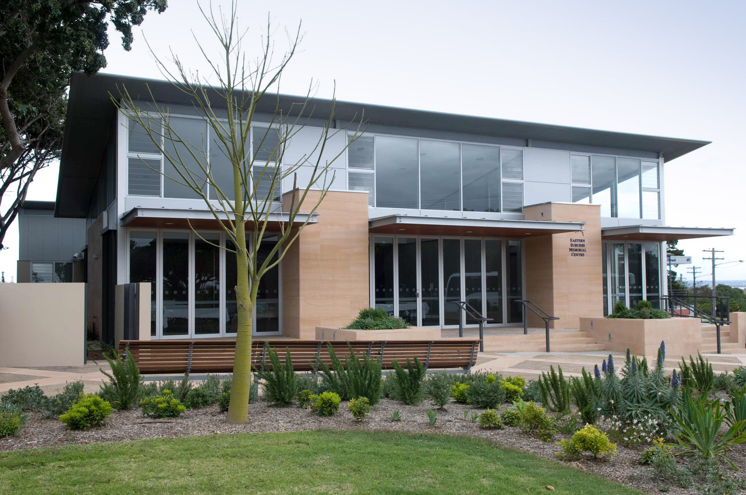 Condolence Rooms at the Eastern Suburbs Memorial Centre, exterior entry