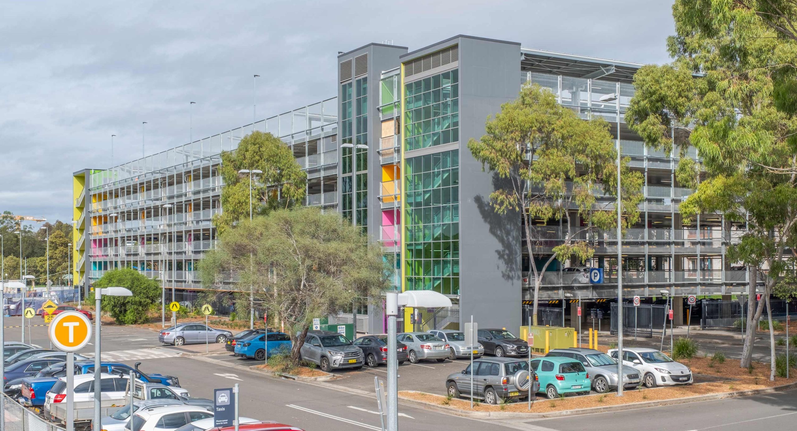 Warwick Farm Car Park, exterior, street view