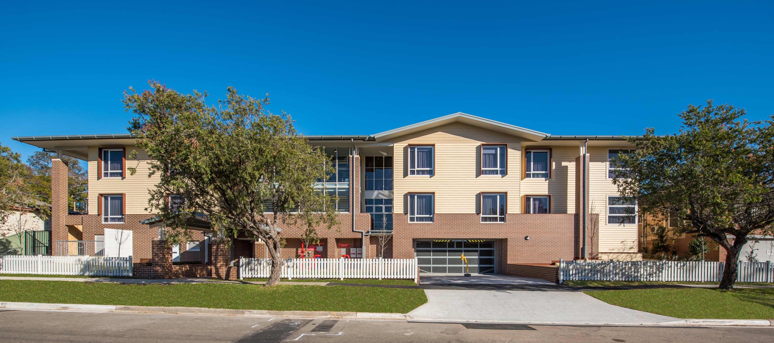 Yallambee Village, exterior, street view